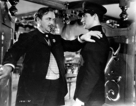 Noah Beery, Cary Grant - Křivdila mu - Z filmu