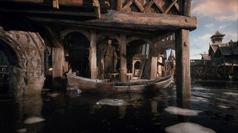 Luke Evans - The Hobbit: The Desolation of Smaug - Photos