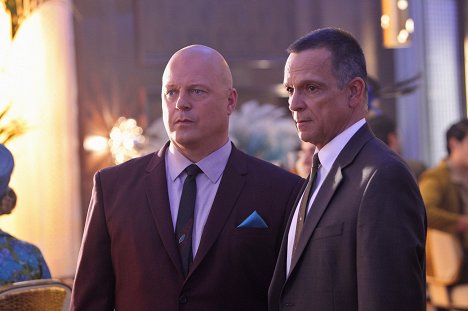 Michael Chiklis, James Russo - Vegas - All That Glitters - Photos