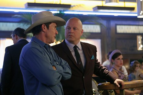 Dennis Quaid, Michael Chiklis - Vegas - All That Glitters - Film