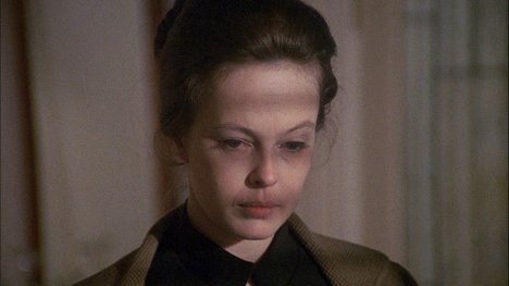 Sandy Dennis - That Cold Day in the Park - Photos