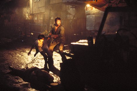 Roland Harrah III, Chuck Norris - Braddock: Missing in Action III - Van film