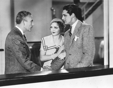 John Halliday, Nancy Carroll, Cary Grant - The Woman Accused - De la película