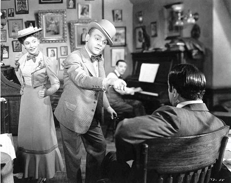 Joan Leslie, James Cagney - Yankee Doodle Dandy - Van film