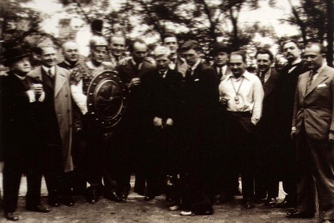 Josef Šváb-Malostranský, Valentin Šindler, Karel Lamač, Oscar Marion, Martin Frič, Otto Heller, Jan W. Speerger - Kantor Ideál - Tournage