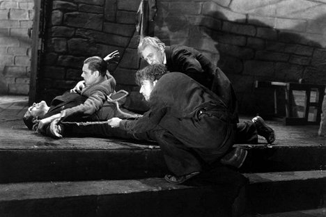 Boris Karloff, Colin Clive, Dwight Frye, Edward Van Sloan - Frankenstein - Filmfotók