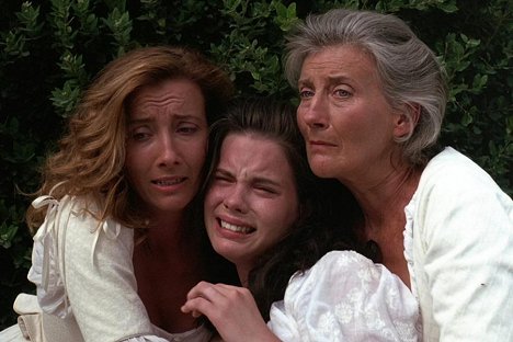 Emma Thompson, Kate Beckinsale, Phyllida Law - Much Ado About Nothing - Van film