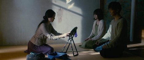 Satomi Tezuka, 前田敦子, Hiroki Narimiya - Kurojuri danči - Film