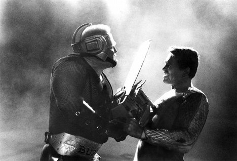 Gus Rethwisch, Arnold Schwarzenegger - O Gladiador - Do filme