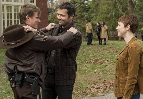 Warren Kole, James Purefoy, Valorie Curry - The Following - Welcome Home - Photos