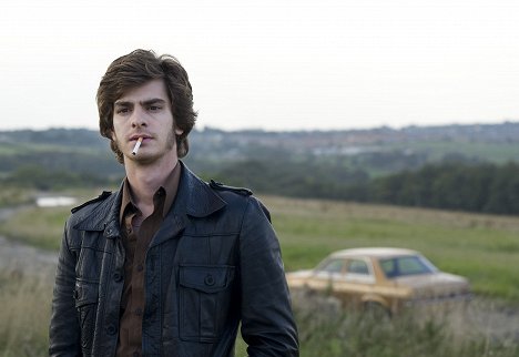 Andrew Garfield - Red Riding: In the Year of Our Lord 1974 - Van film