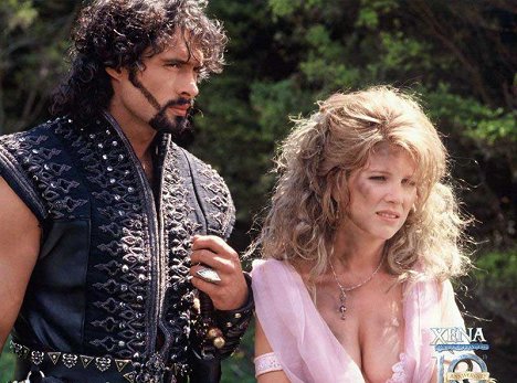 Kevin Smith, Alexandra Tydings - Xena - The Quill Is Mightier... - Photos