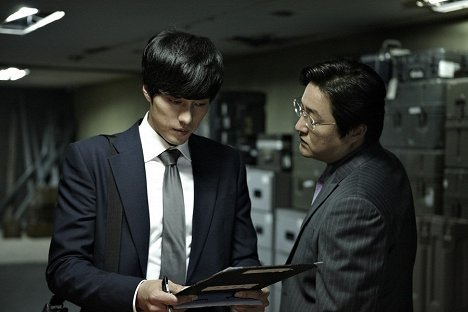 Ji-sub So, Do-won Gwak - A Company Man - Photos