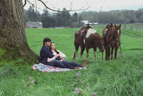 Tom Welling, Kristin Kreuk - Smallville - Exodus - Filmfotók