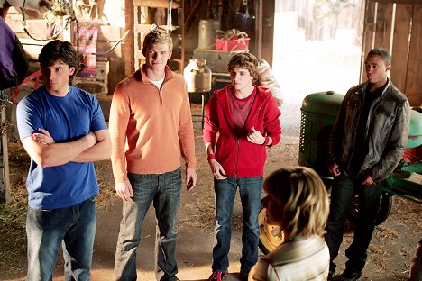 Tom Welling, Alan Ritchson, Kyle Gallner, Lee Thompson Young - Smallville - Justice - Z filmu