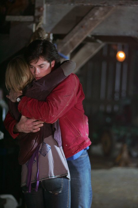 Allison Mack, Tom Welling - Smallville - Bludiště - Z filmu