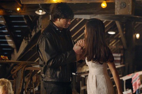 Tom Welling, Kristin Kreuk - Smallville - Purpur - Z filmu