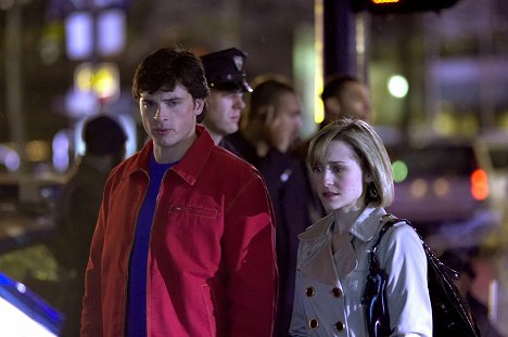 Tom Welling, Allison Mack - Smallville - Pád - Z filmu