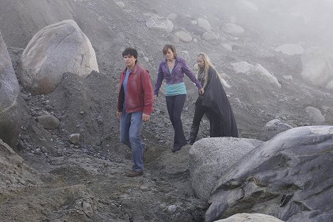Tom Welling, Erica Durance, Laura Vandervoort - Smallville - Bloodline - Z filmu