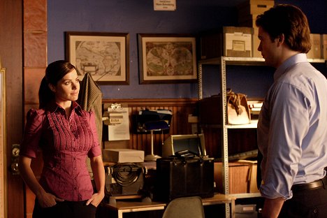 Erica Durance, Tom Welling - Smallville - Infamous - Kuvat elokuvasta