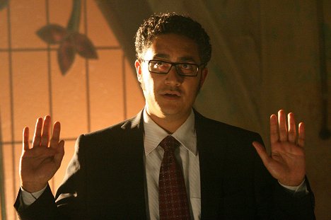 Alessandro Juliani - Smallville - Savior - Z filmu