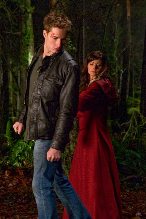 Justin Hartley, Erica Durance - Smallville - Únik - Z filmu