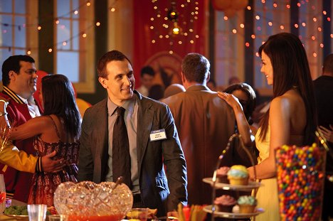 Chad Donella, Erica Durance - Tajemnice Smallville - Homecoming - Z filmu