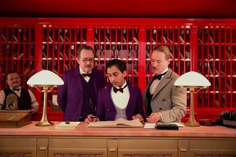 Larry Pine, Tony Revolori, Owen Wilson - The Grand Budapest Hotel - Photos