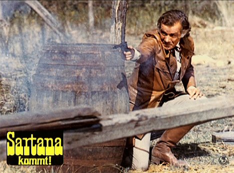 Massimo Serato - Hleďte... Sartana přichází / Já jsem Sartana / Cena smrti / Sartana v údolí smrti - Z filmu