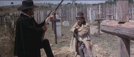 Gianni Garko, Frank Wolff - I Am Sartana Your Angel of Death - Photos