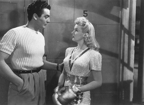 Victor Mature, Betty Grable - Footlight Serenade - Photos