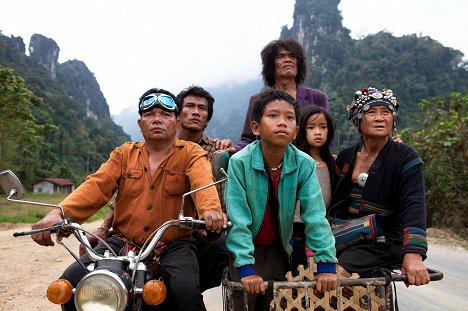 Sitthiphon Disamoe, Loungnam Kaosainam - The Rocket - Filmfotók