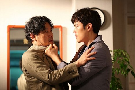 Jin-yeong Jeong, Gang-woo Kim - Zzirashi : wihumhan somoon - De la película