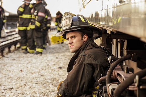 Jesse Spencer - Chicago Fire - Těžké rozhodnutí - Z filmu
