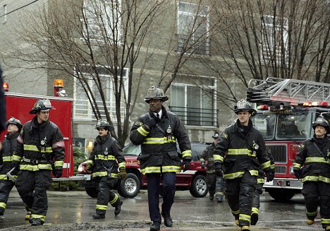 Taylor Kinney, Yuriy Sardarov, Eamonn Walker, Jesse Spencer - Chicago Fire - Leaders Lead - Photos