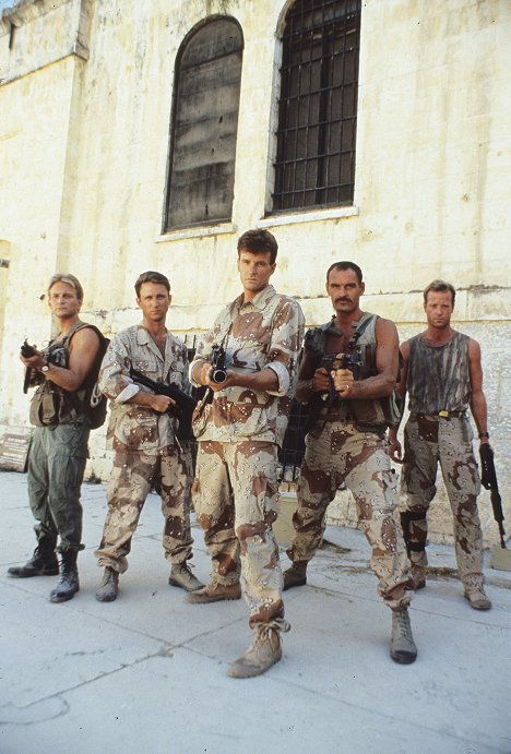 Eric Douglas, Nick Cassavetes, John Saint Ryan, Mike Norris - Delta Force 3: Vražedná hra - Z filmu