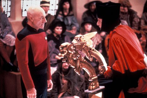 Patrick Stewart, John de Lancie - Star Trek - Das nächste Jahrhundert - Gestern, heute, morgen - Filmfotos