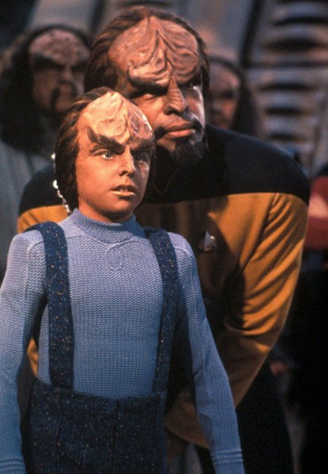 Brian Bonsall, Michael Dorn - Star Trek: The Next Generation - Firstborn - Photos