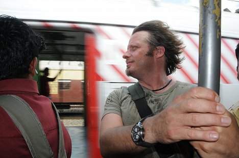 Charley Boorman - Charley Boorman: Ireland to Sydney by Any Means - Filmfotos