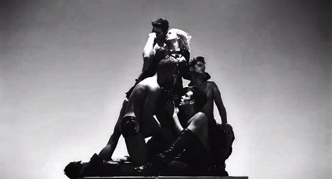 Madonna, Jon Kortajarena, Sean O'Pry - Madonna: Girl Gone Wild - Do filme