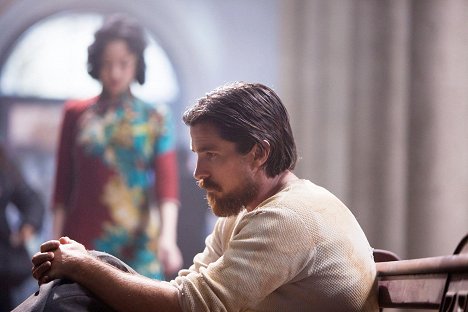 Christian Bale - Kvety vojny - Z filmu