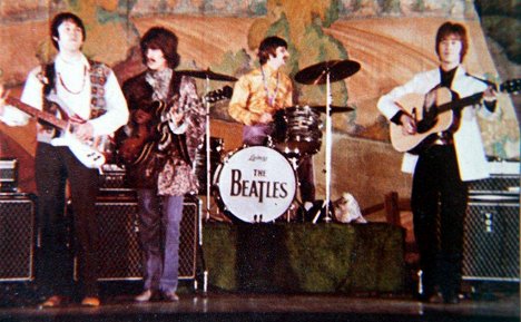 The Beatles, Paul McCartney, George Harrison, Ringo Starr, John Lennon - The Beatles: Hello, Goodbye - Van film
