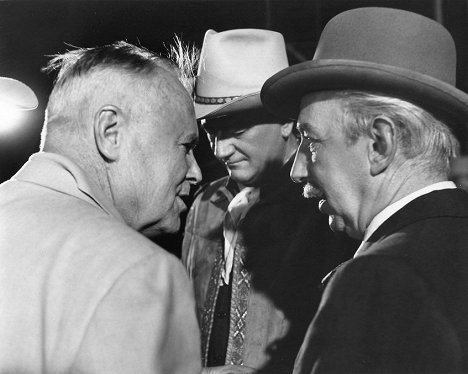 Henry Hathaway, John Wayne, Lloyd Nolan - Areenas våghalsar - Kuvat kuvauksista