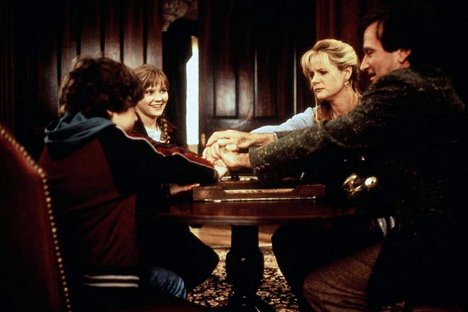 Kirsten Dunst, Bonnie Hunt, Robin Williams - Jumanji - Z filmu