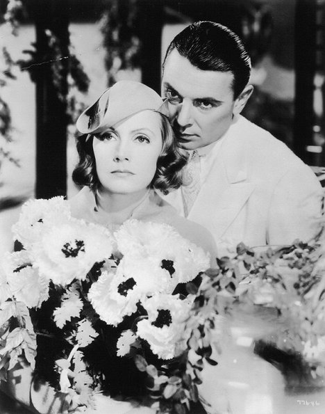 Greta Garbo, George Brent - Pestrý závoj - Z filmu