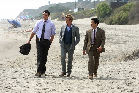 Owain Yeoman, Simon Baker, Tim Kang - A mentalista - Vörös part - Filmfotók