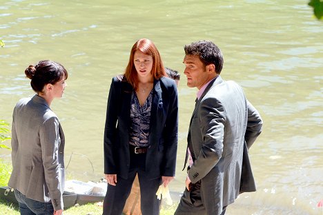 Robin Tunney, Amanda Righetti, Owain Yeoman - The Mentalist - The Blood on His Hands - Do filme