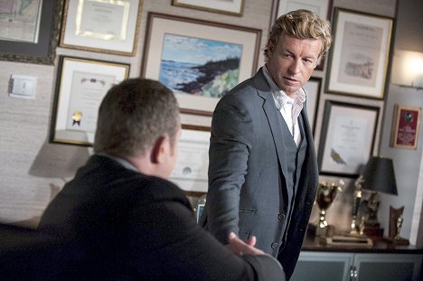 Simon Baker - The Mentalist - Black-Winged Red Bird - Van film