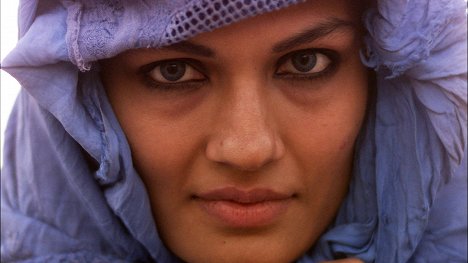 Tatmain Ul Qulb - Afganistan: Fortalesa de guerra - De la película