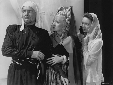 Ronald Colman, Marlene Dietrich, Joy Page - Kismet - Filmfotos